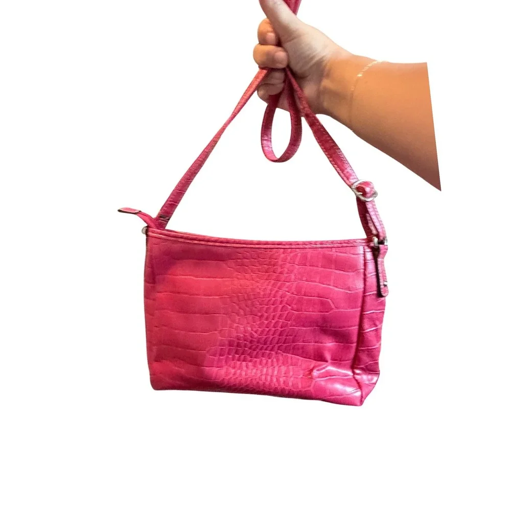 Croft & Barrow Hot‎ Pink Croc Embossed Crossbody Bag Buckle Detail Pocket